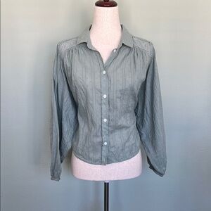 American Eagle - Women's Green Button-Up Top